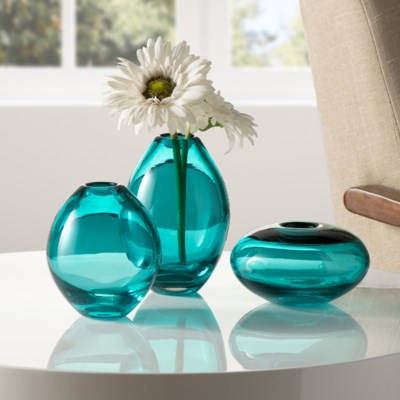 TURQUOISE GLASS VASE