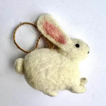 ORNAMENT FELT BUNNY